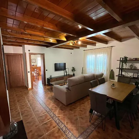 El Parral - Piscina Y Sala De Cine