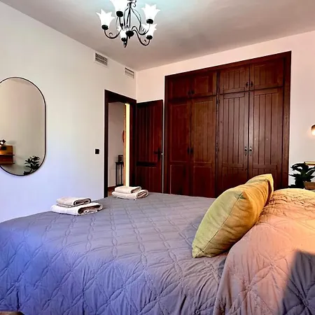 El Parral - Piscina Y Sala De Cine Holiday home *