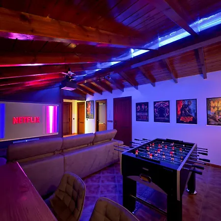 El Parral - Piscina Y Sala De Cine Holiday home *