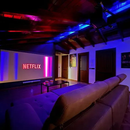 El Parral - Piscina Y Sala De Cine Ferienhaus *